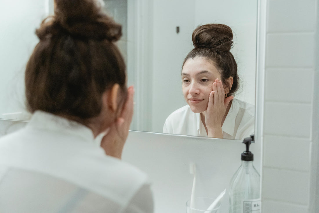 Are You Moisturising All Wrong? Try This Face Oil Tip for Dry Skin