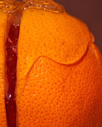 Vitamin C-rich Citrus Glow Elixir face oil with orange peel extract